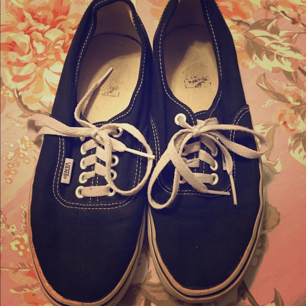 Classic Lo Top Vans